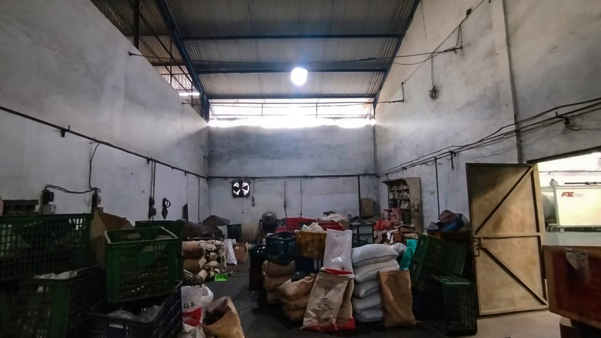 Dijual Pabrik dan Gudang Jatiuwung Tangerang SHM Luas 3225m2 Listrik 400kVA - Foto 12