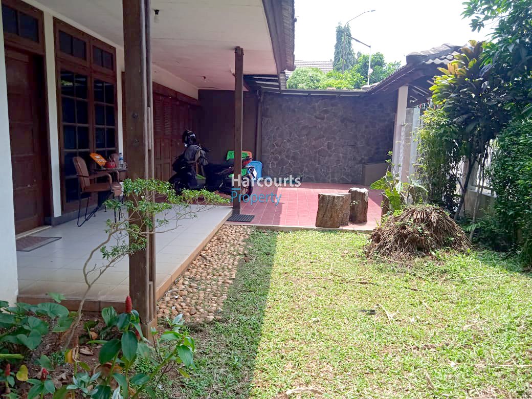 Dijual Rumah Lama Area Jl. Lido Puri Cinere