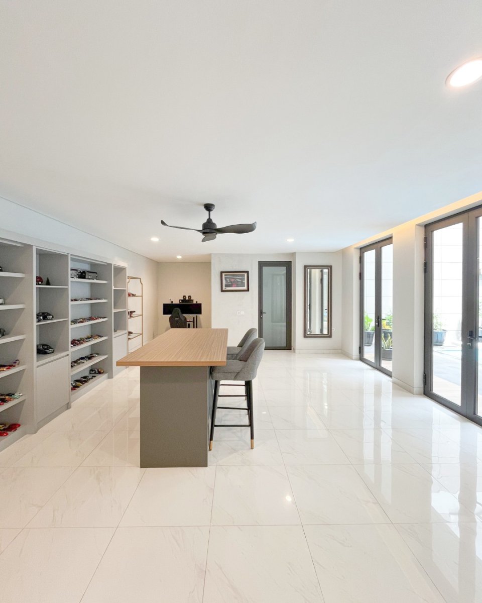 Dijual Rumah Newly Renovated Modern Tropical Exclusive Area Mega Kuningan - Foto 9
