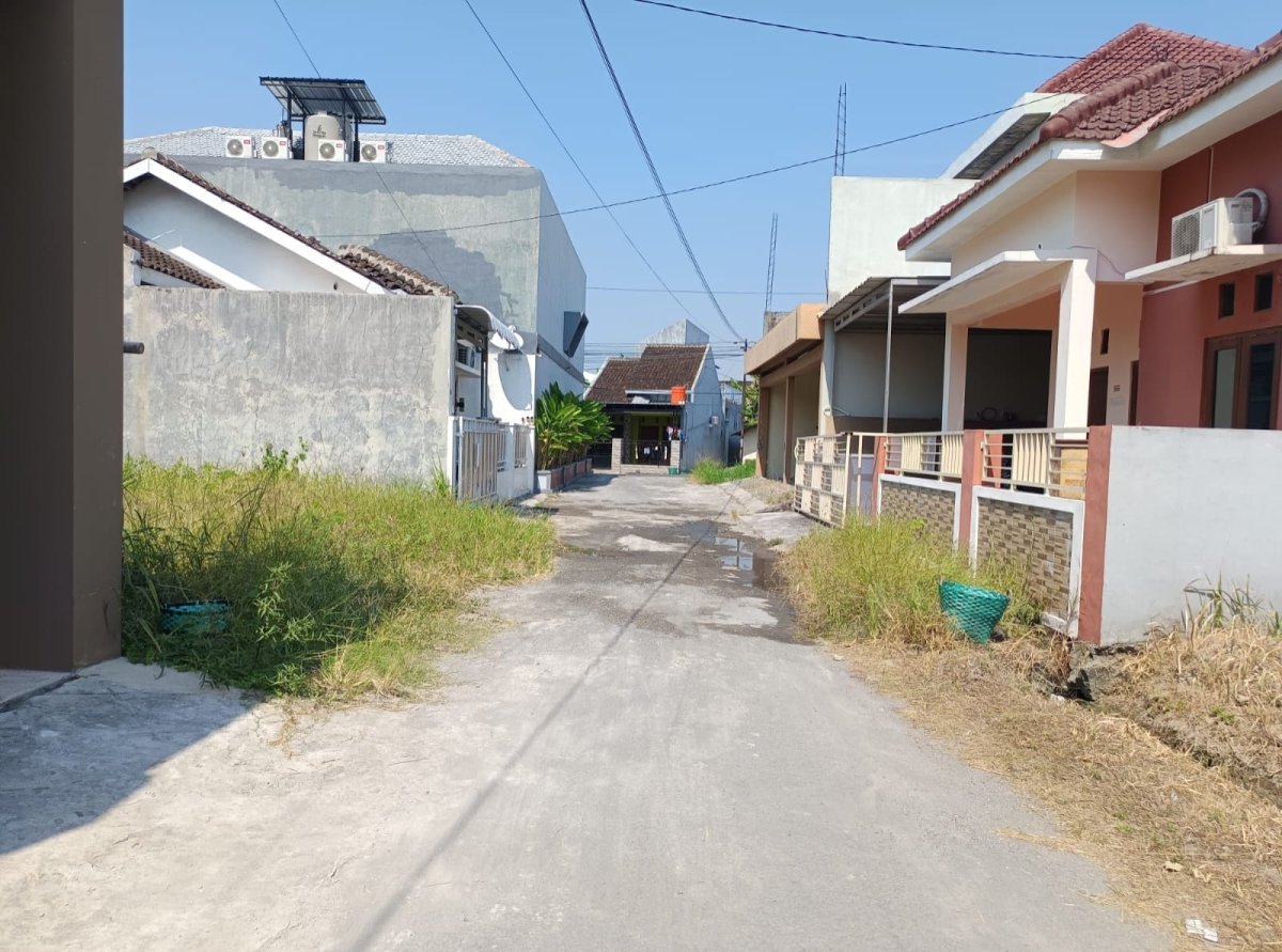 Rumah Bagus siap huni Lokasi : Kudusan, Gumpang, Kartasura, Solo - Foto 2