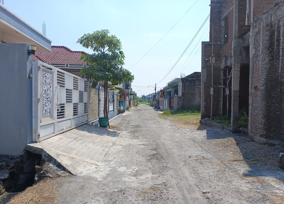 Rumah Bagus siap huni Lokasi : Kudusan, Gumpang, Kartasura, Solo - Foto 6