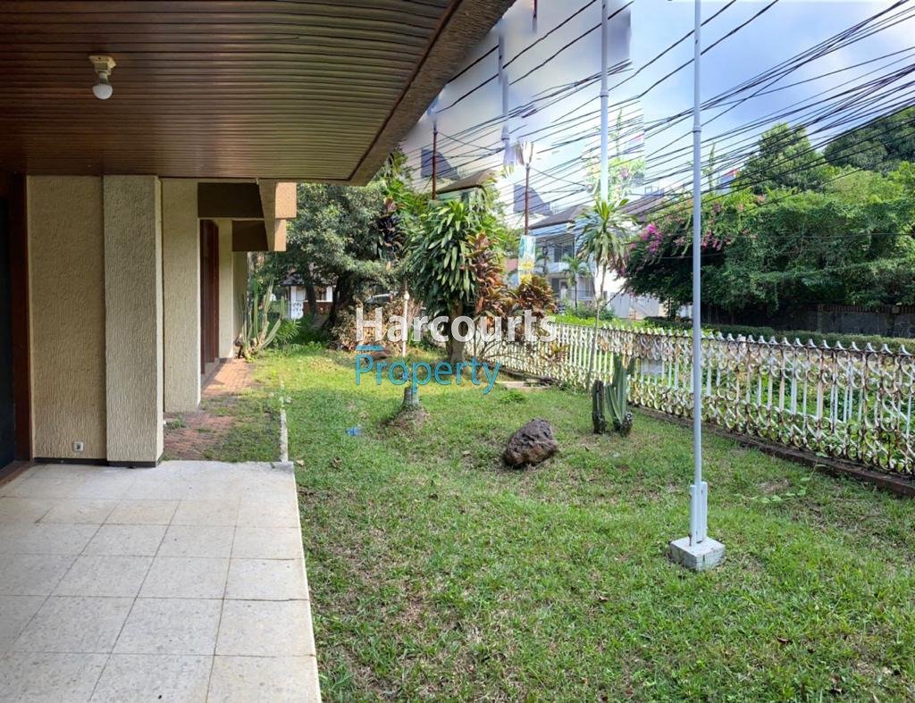 Dijual Rumah Lama Hitung Tanah Area Jaya Mandala, Kuningan