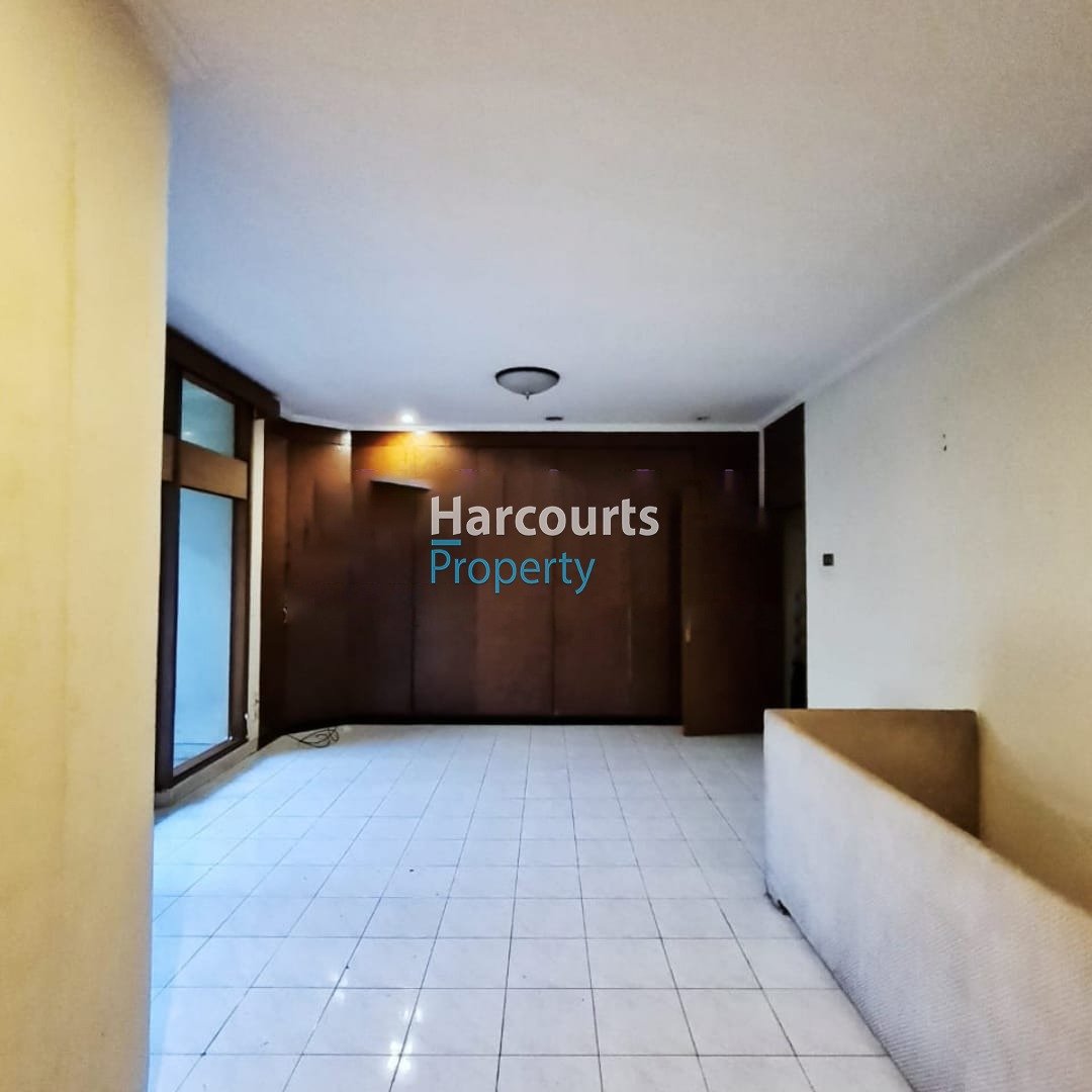 Dijual Rumah Lama Hitung Tanah Area Jaya Mandala, Kuningan - Foto 2