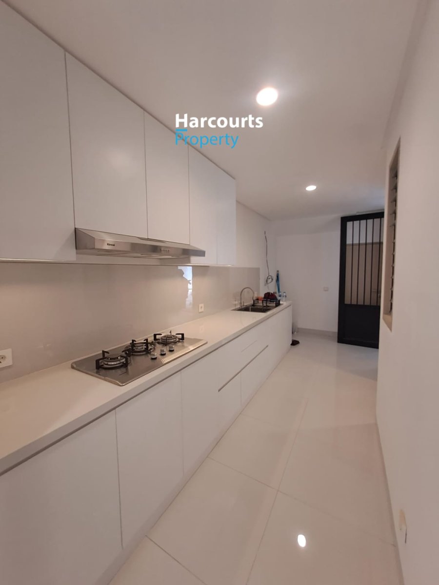 RUMAH KEBAYORAN BARU MULAI 12.250 M AREA RADIO DALAM AMERICAN CLASSIC SIAP HUNI - Foto 11
