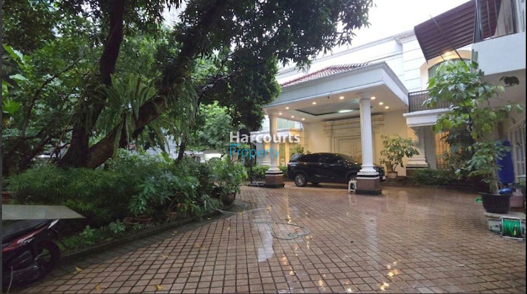 Dijual Rumah Mewah Lokasi Prime Area di Jl. Karang Asem, Kuningan