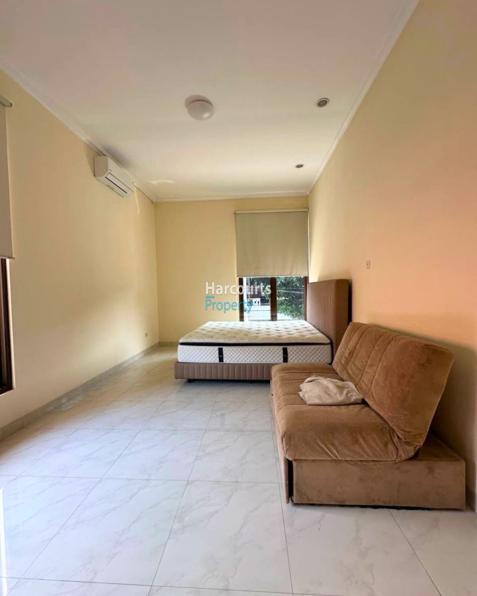 Disewakan Rumah Hunian 2 Lantai Area Jl. Mendawai Kebayoran Baru - Foto 7