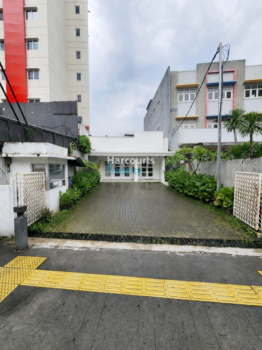 Dijual Tempat Usaha Lokasi Premium Cocok Untuk Usaha Area Menteng