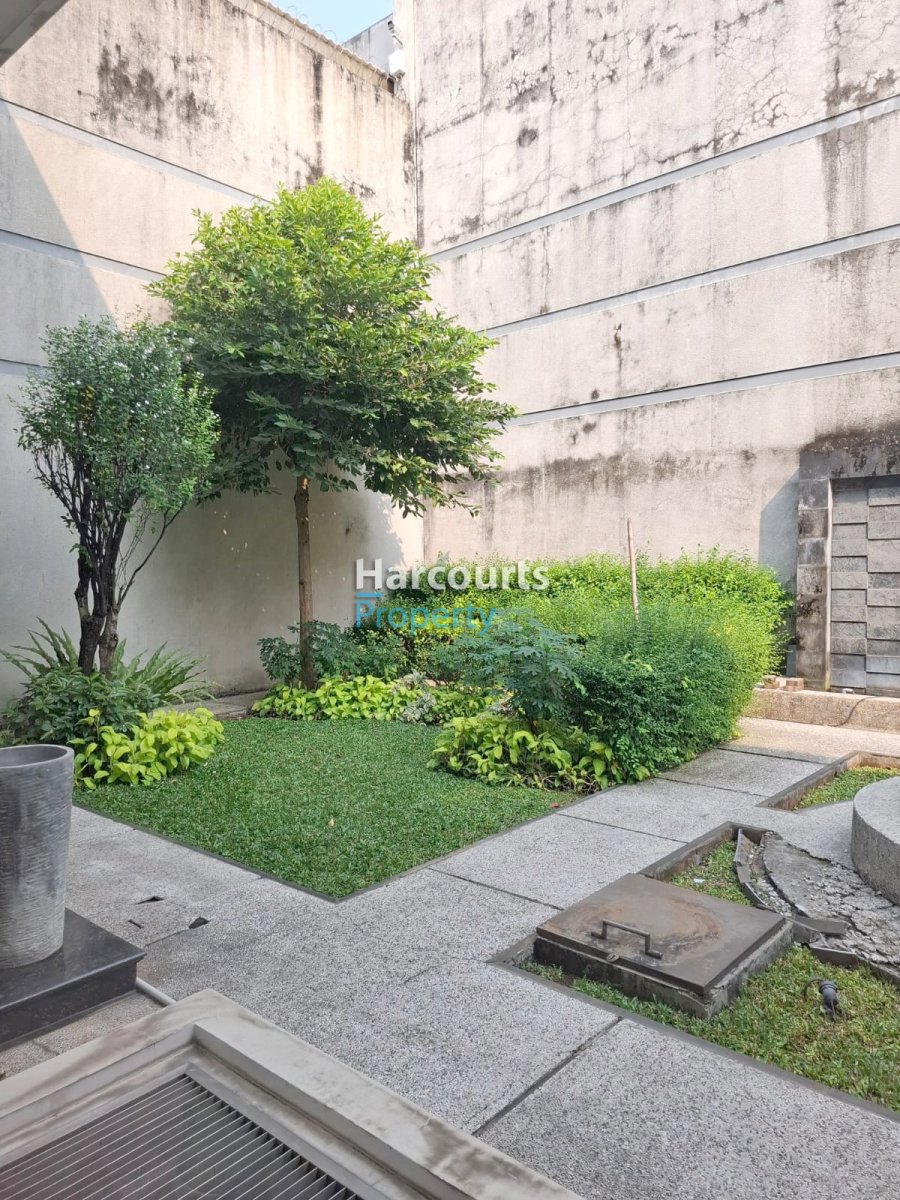 Dijual Rumah American Classic Bagus dan Terawat Jl. Situbondo, Menteng - Foto 3