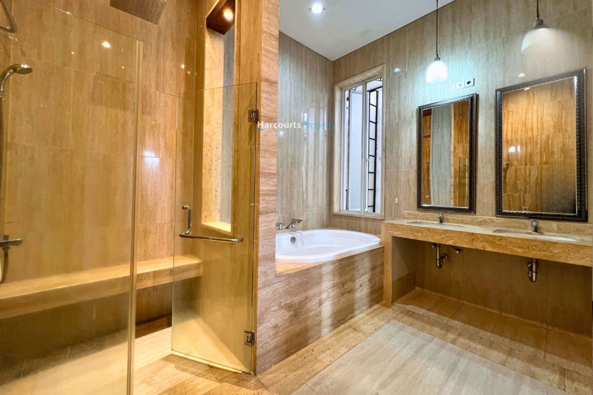 Disewakan Rumah Modern Ethinc Lingkungan Tenang dan Asri di Pondok Indah - Foto 9
