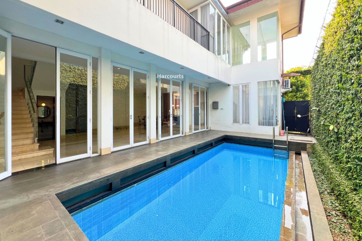 Disewakan Rumah Modern Ethinc Lingkungan Tenang dan Asri di Pondok Indah - Foto 10