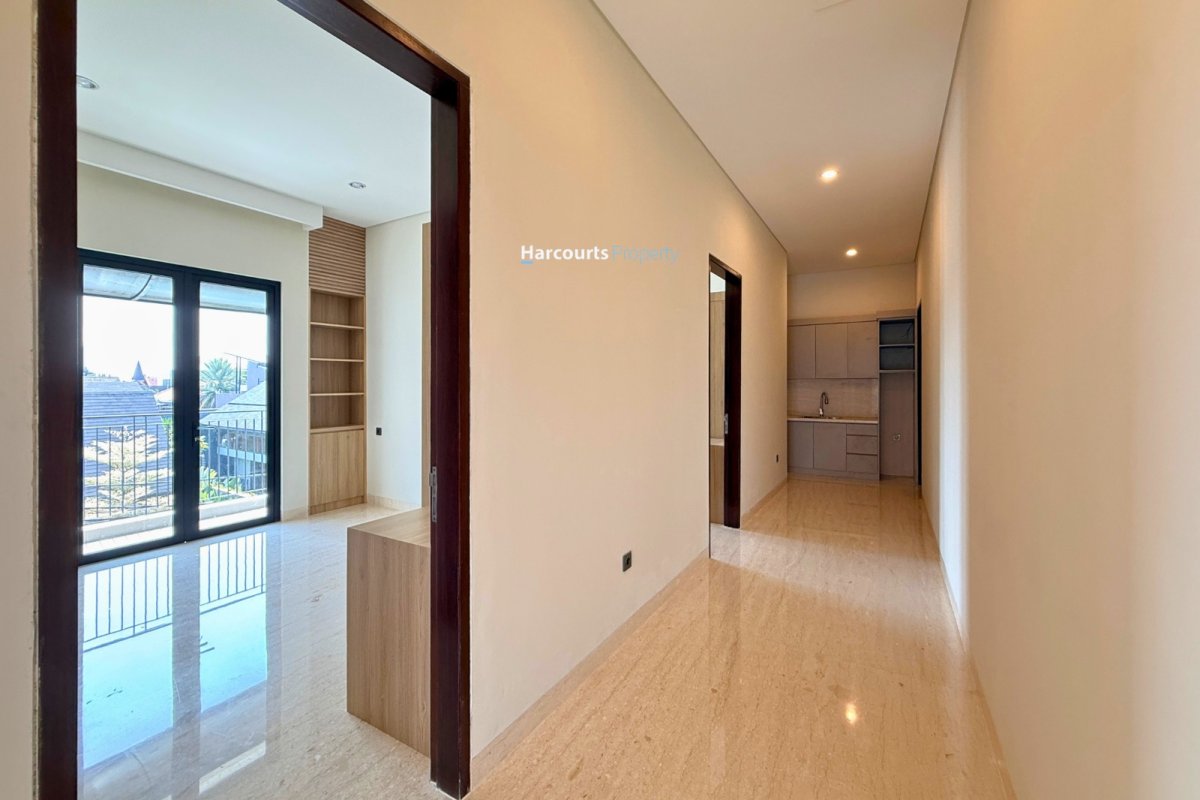 Disewakan Rumah Brand New Modern American Area Jl. Tampak Siring Cipete - Foto 5