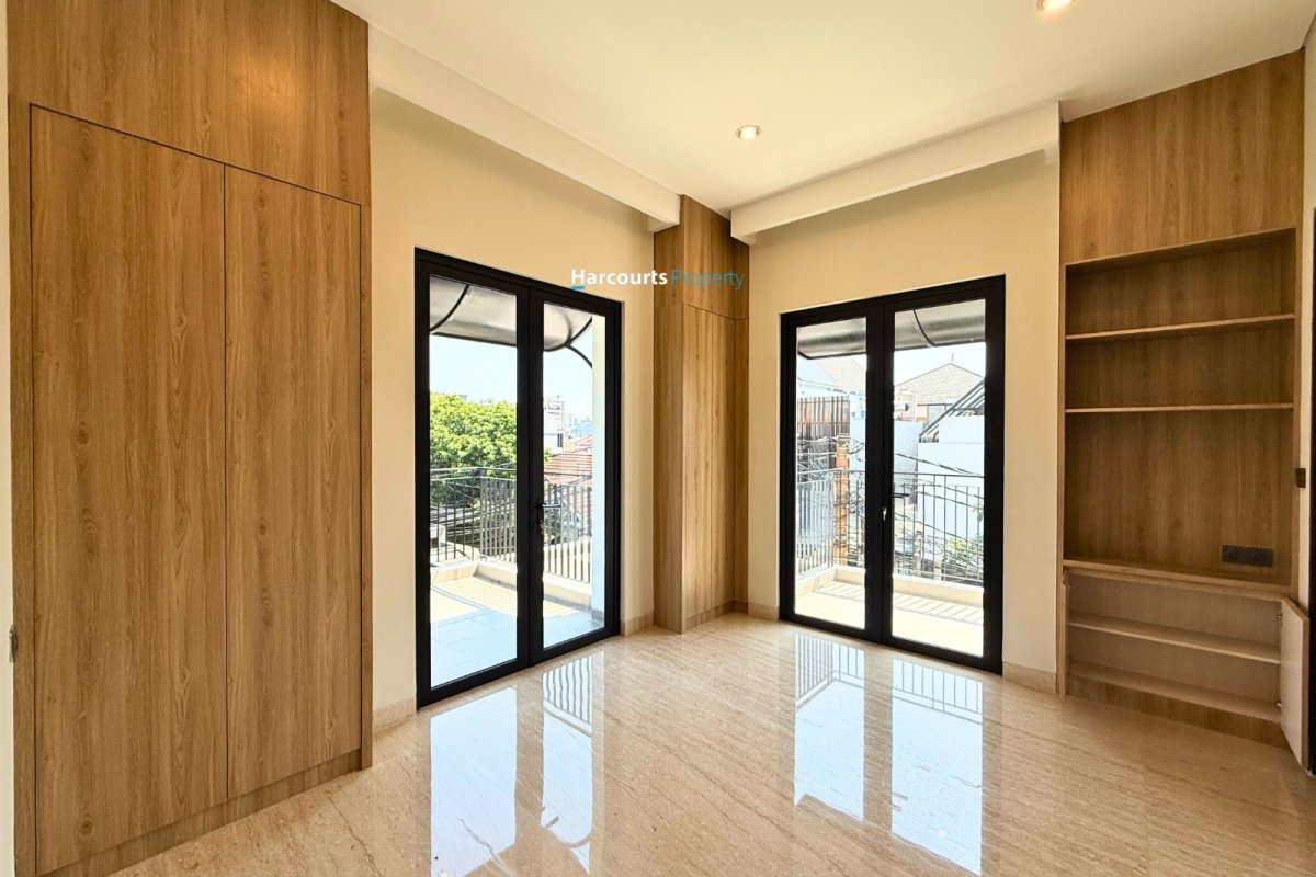 Disewakan Rumah Brand New Modern American Area Jl. Tampak Siring Cipete - Foto 7