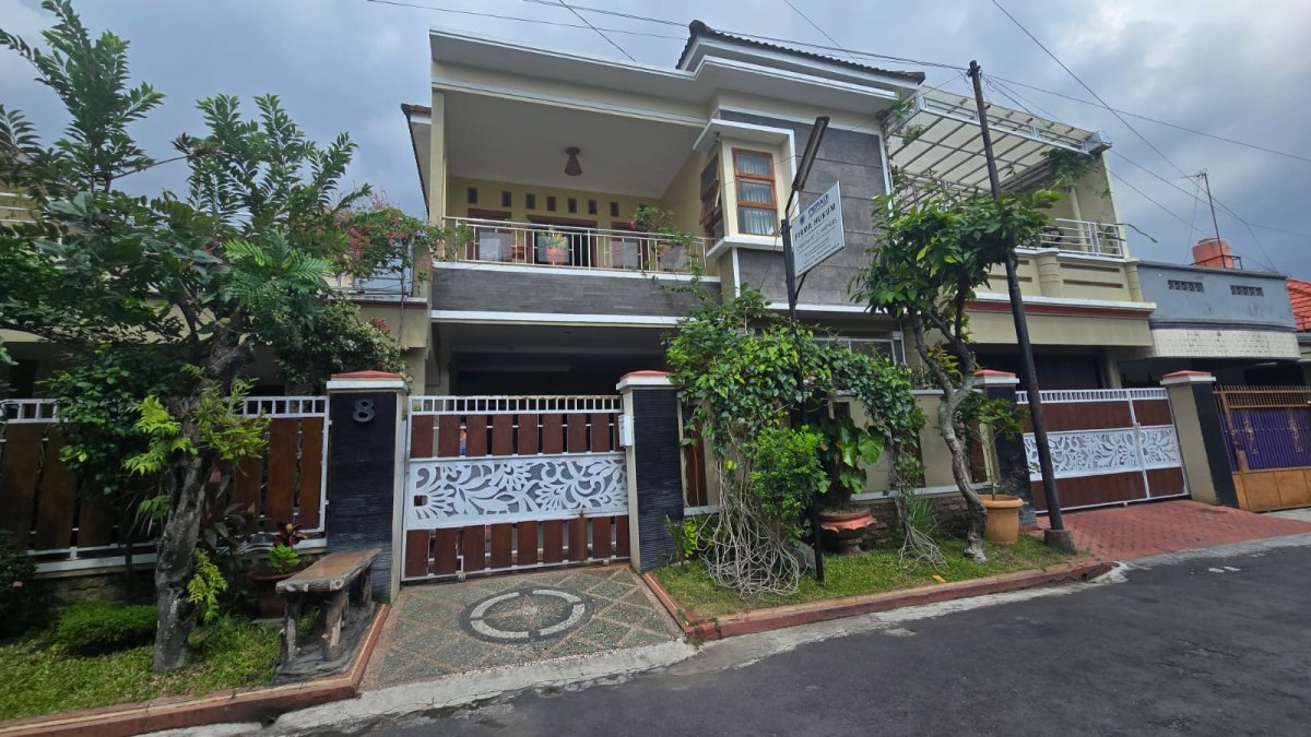 Rumah Mewah Siap Huni di Perumahan Elite Fajar Indah, Solo
