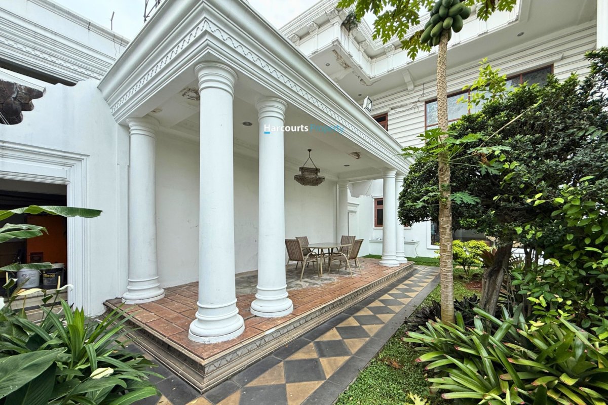 Disewakan Rumah European Classic Lokasi Startegis di Metro Pondok Indah - Foto 5