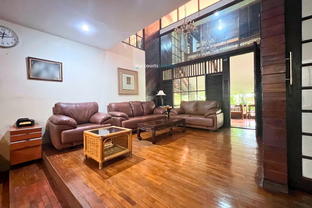 Rumah Klasik Hook di Kalibata - Foto 4