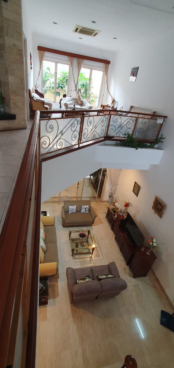 Rumah Klasik Mewah di Pondok Indah - Foto 3