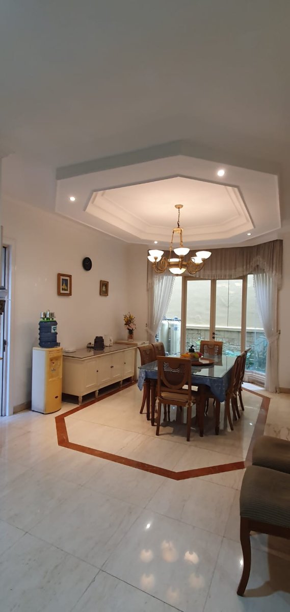 Rumah Klasik Mewah di Pondok Indah - Foto 6