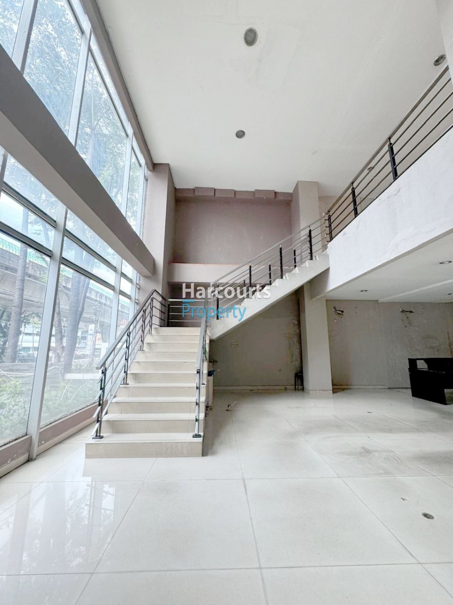 Dijual Gedung 4,5 Lantai Lokasi Strategis Dekat dari Senopati Area Kebayoran Baru - Foto 3