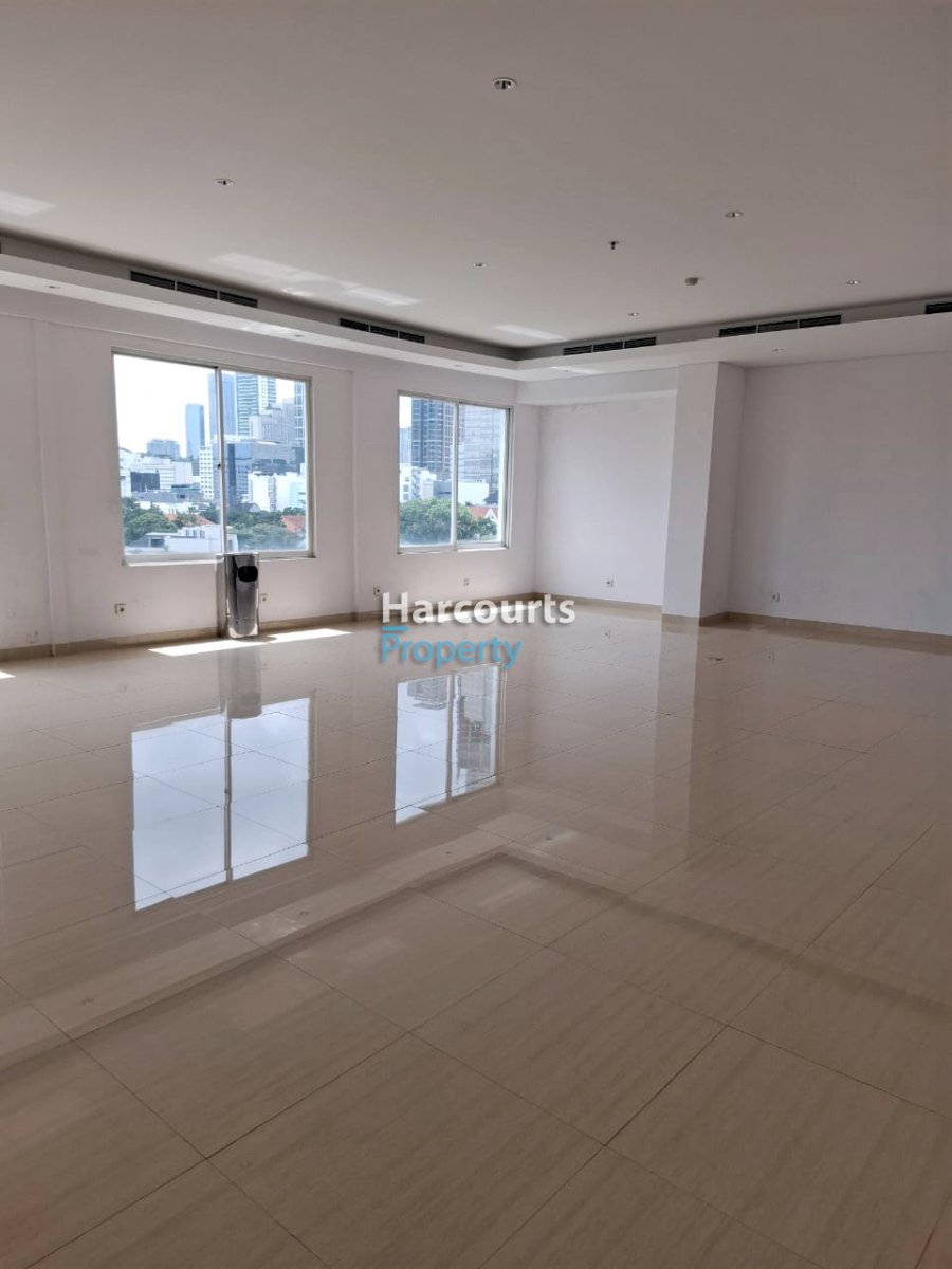 Dijual Gedung 6 Lantai Lokasi Strategis di Menteng - Foto 2