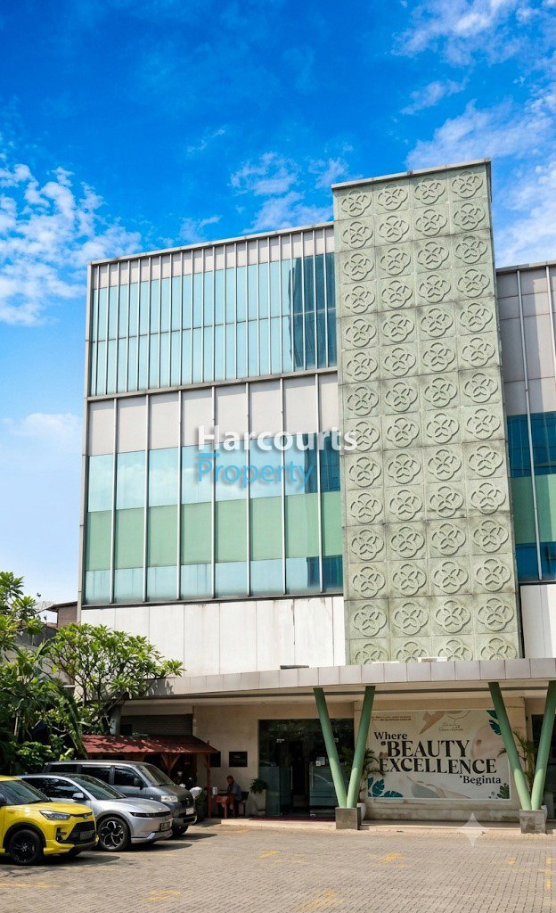 Dijual Gedung Lama Lokasi Strategis di Jl. Wahid Hasyim, Menteng