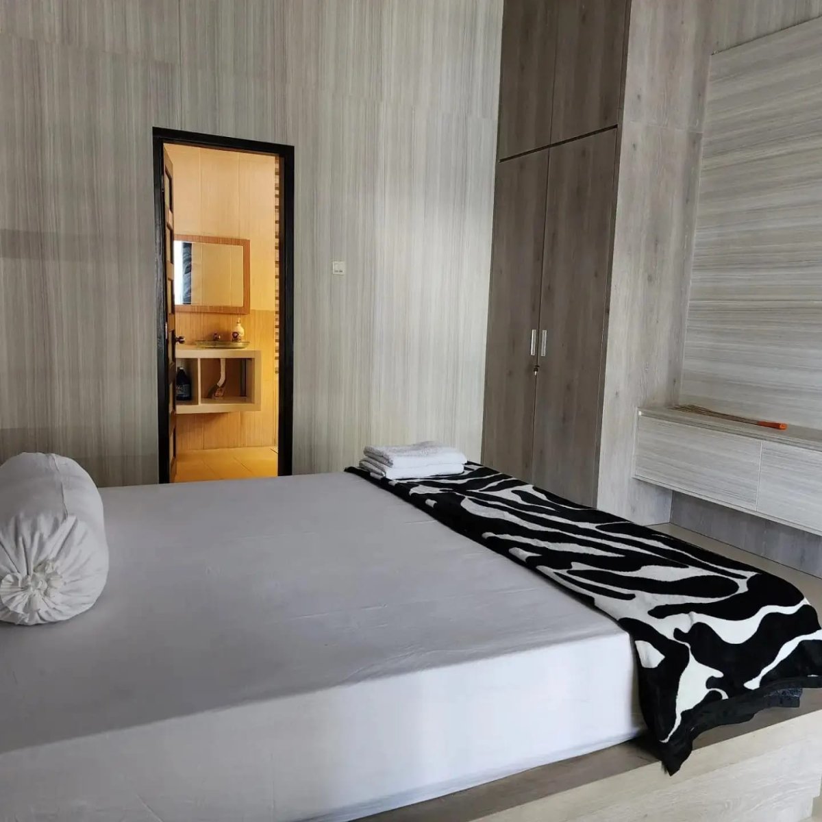Hunian Mewah & High-End Homestay di Jantung Manahan, Solo - Foto 7