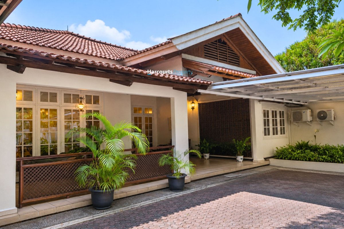 Dijual rumah klasik kekinian area kemang bangka harga menarik - Properti | Harcourts