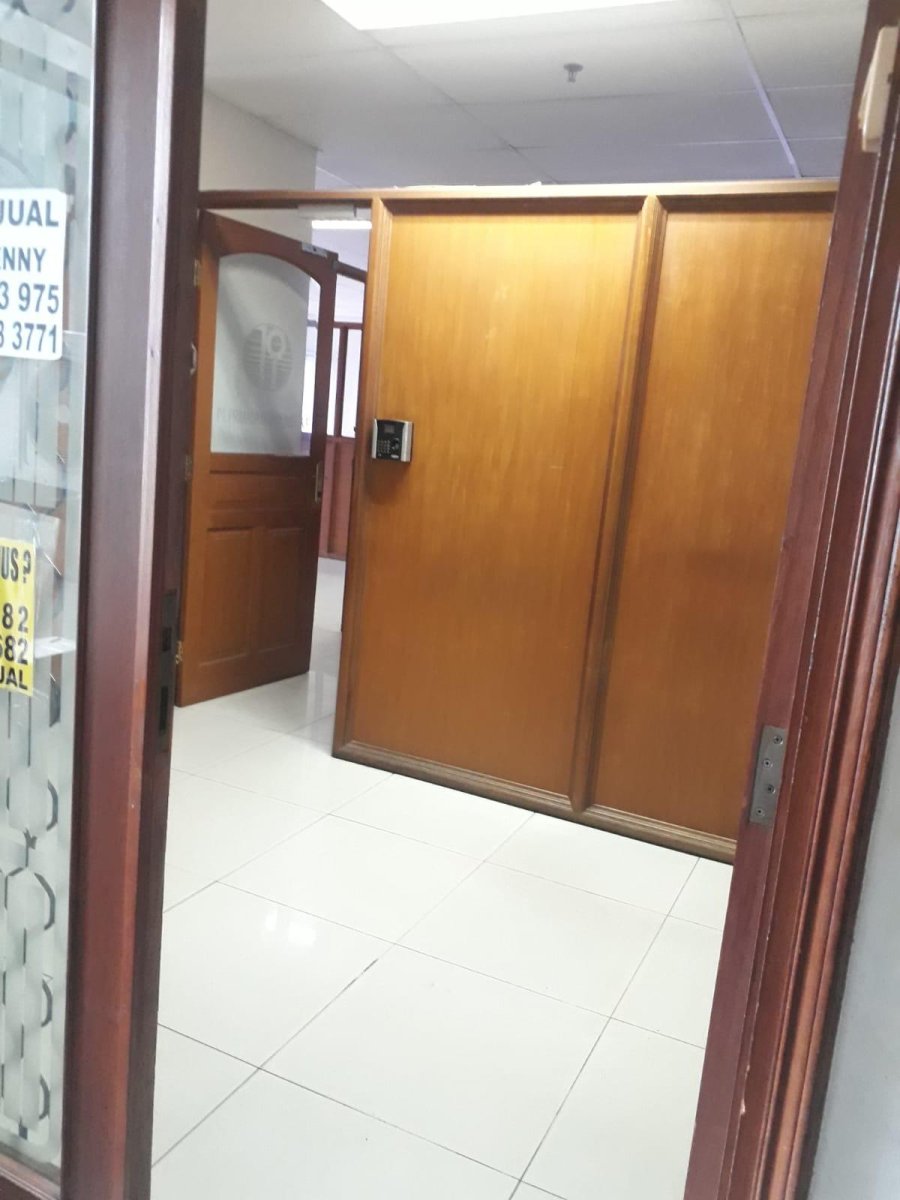 Dijual 2 Ruang Kantor Di Mitra Sunter View Lepas