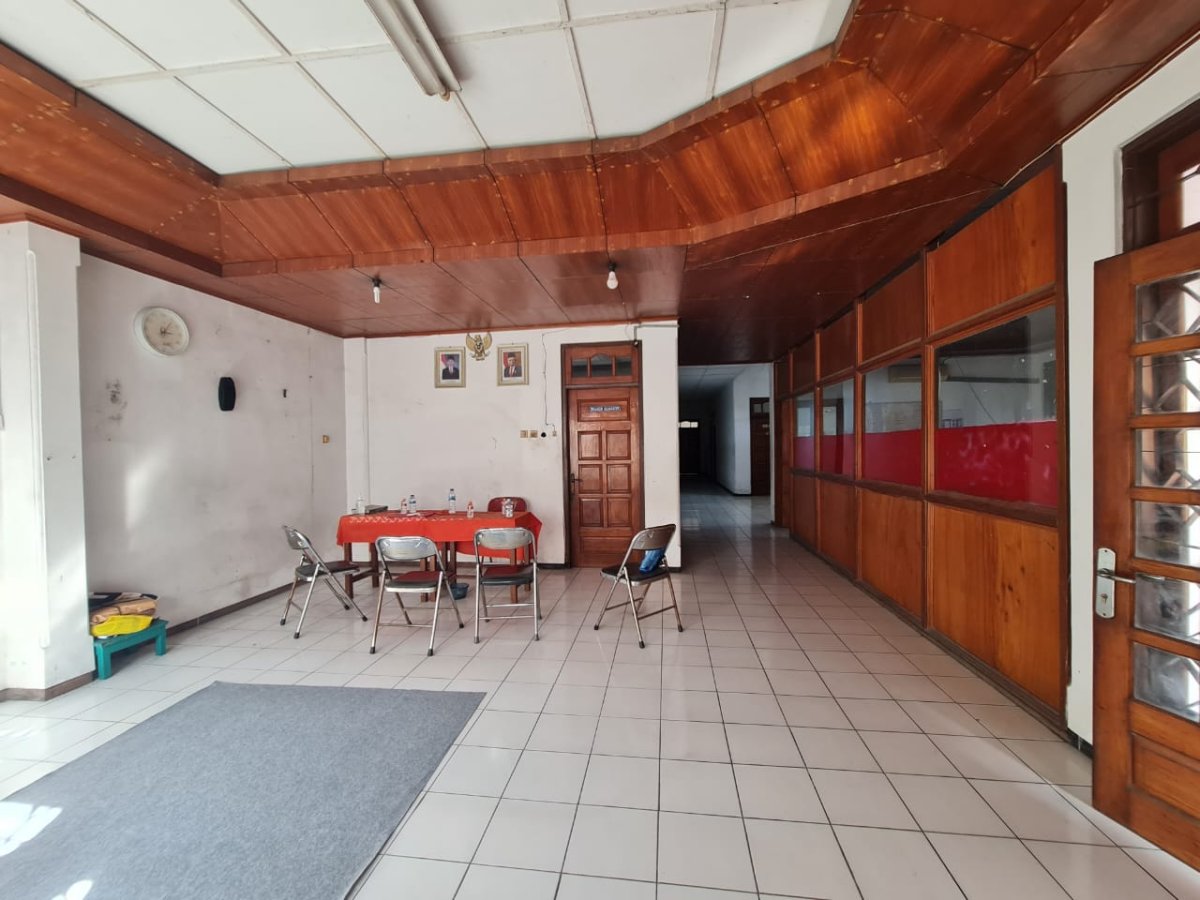 Rumah Strategis 2 Lantai Dekat Jl. Slamet Riyadi, Purwosari, Laweyan, Solo - Foto 10
