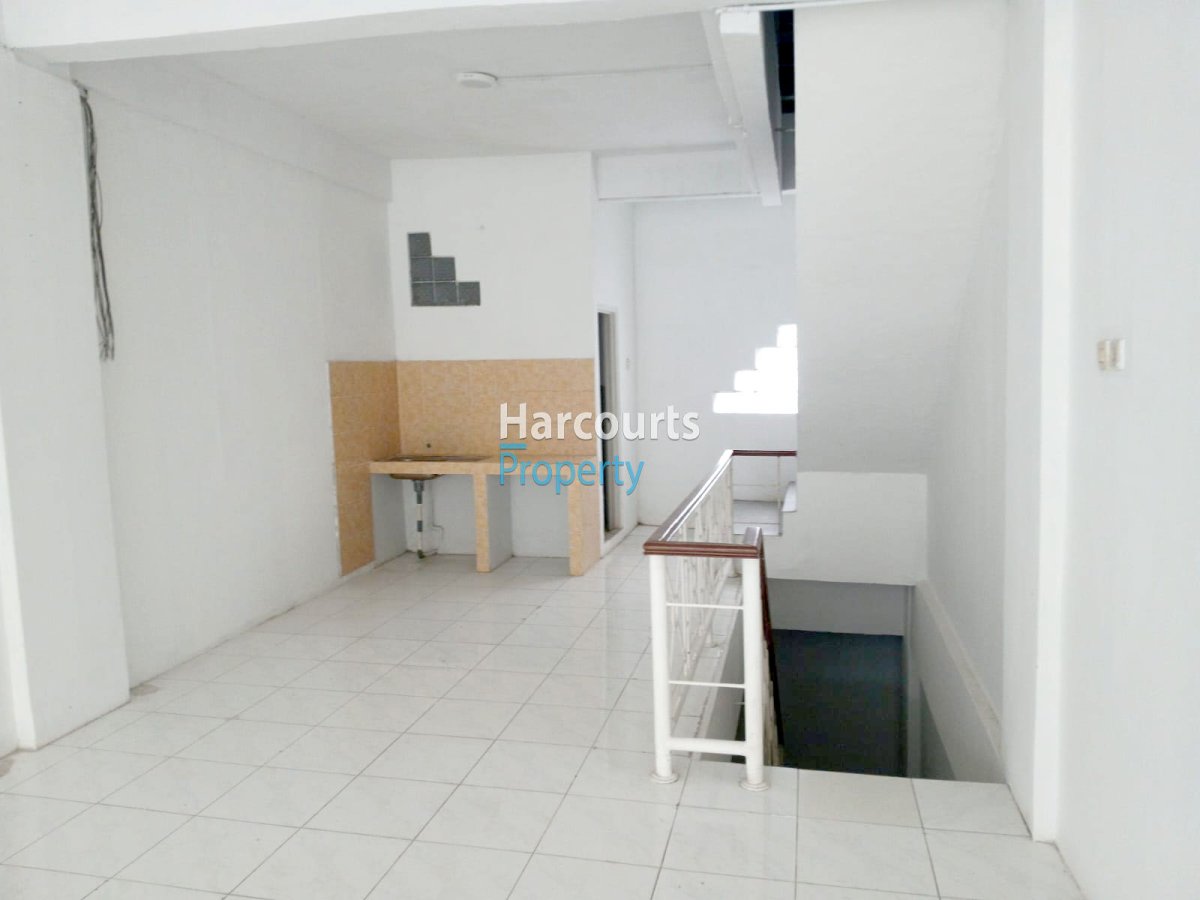 Disewakan 2 Ruko Gandeng Strategis Terawat Area Jl. RS Fatmawati - Foto 6