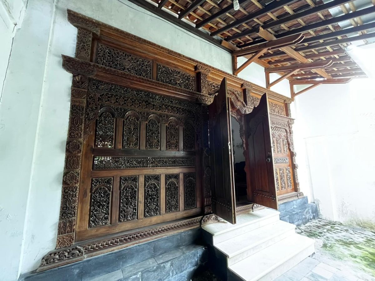 Rumah Nuansa Jawa Klasik dengan Joglo di Pusat Kota Solo – Punggawan, Banjarsari - Foto 4