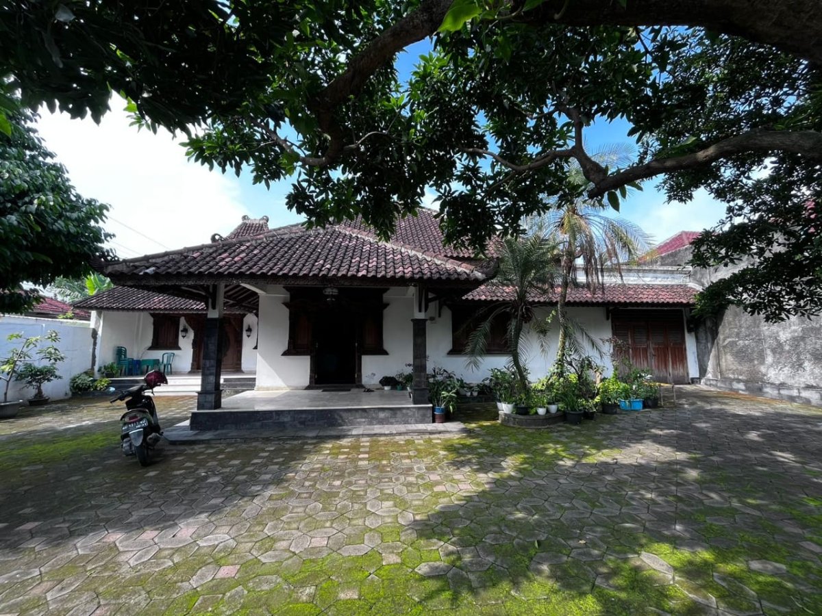 Rumah Nuansa Jawa Klasik dengan Joglo di Pusat Kota Solo – Punggawan, Banjarsari - Foto 11