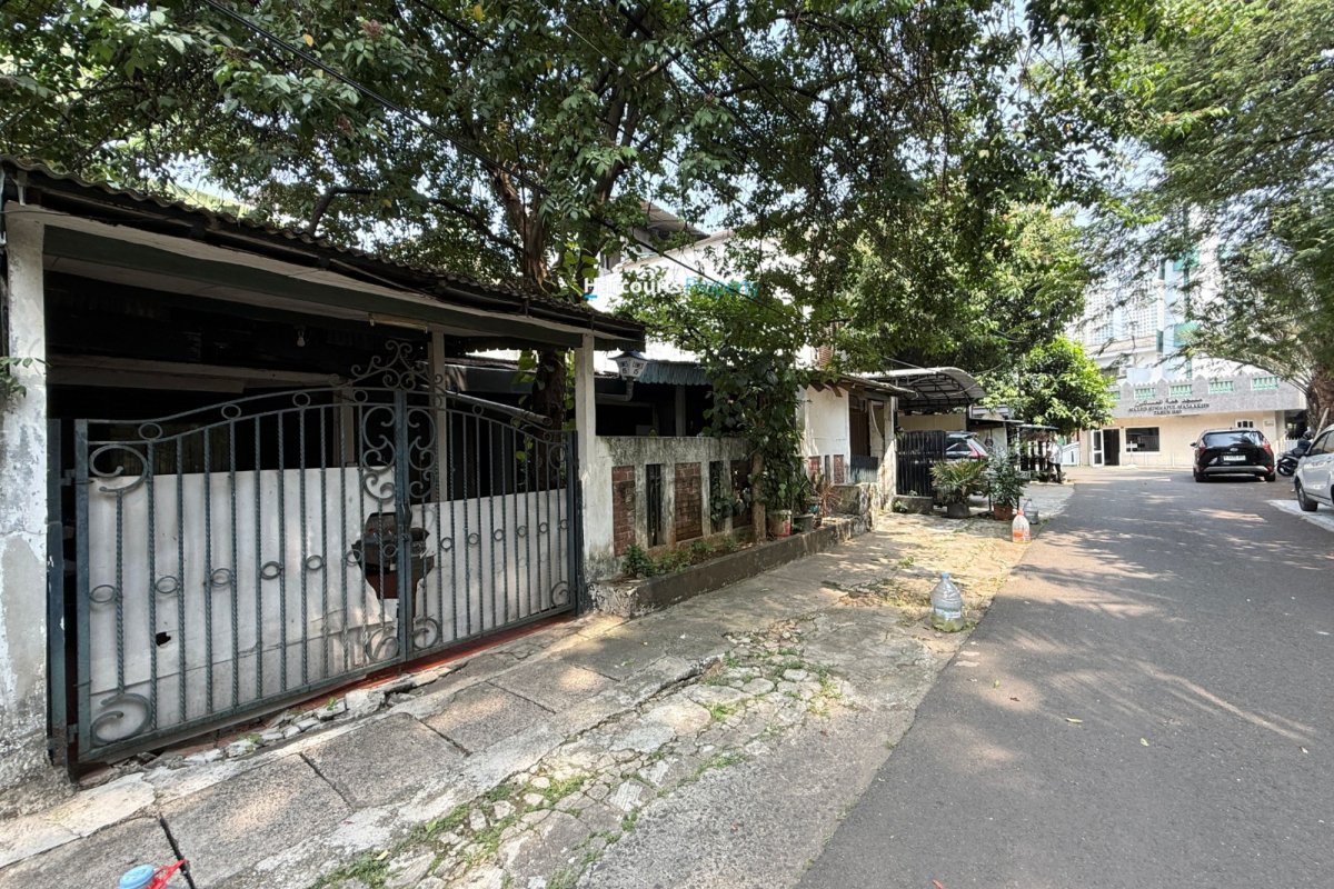 Dijual Rumah Klasik Hitung Tanah Area Kebayoran Baru - Foto 3