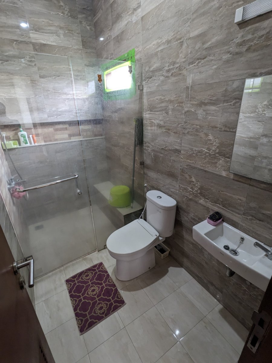 DIBAWAH HARGA PASARAN: Rumah Eksklusif LT 179m² / LB 400m² di Villas Tropic Jakarta Selatan - Foto 7
