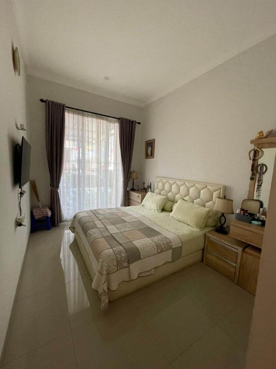 Dijual Rumah Rapih Dan Asri Di Janur Hijau, Kelapa Gading - Jakarta Utara