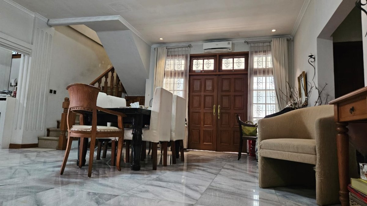Dijual Rumah Luas Dan Rapih Di Jl. Sepati, Pasar Minggu - Jakarta Selatan - Foto 9