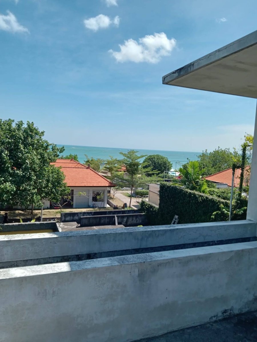 For Sale Beachfront Villa at Jerman Beach Kuta - Foto 2