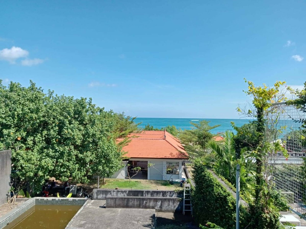 For Sale Beachfront Villa at Jerman Beach Kuta - Foto 3