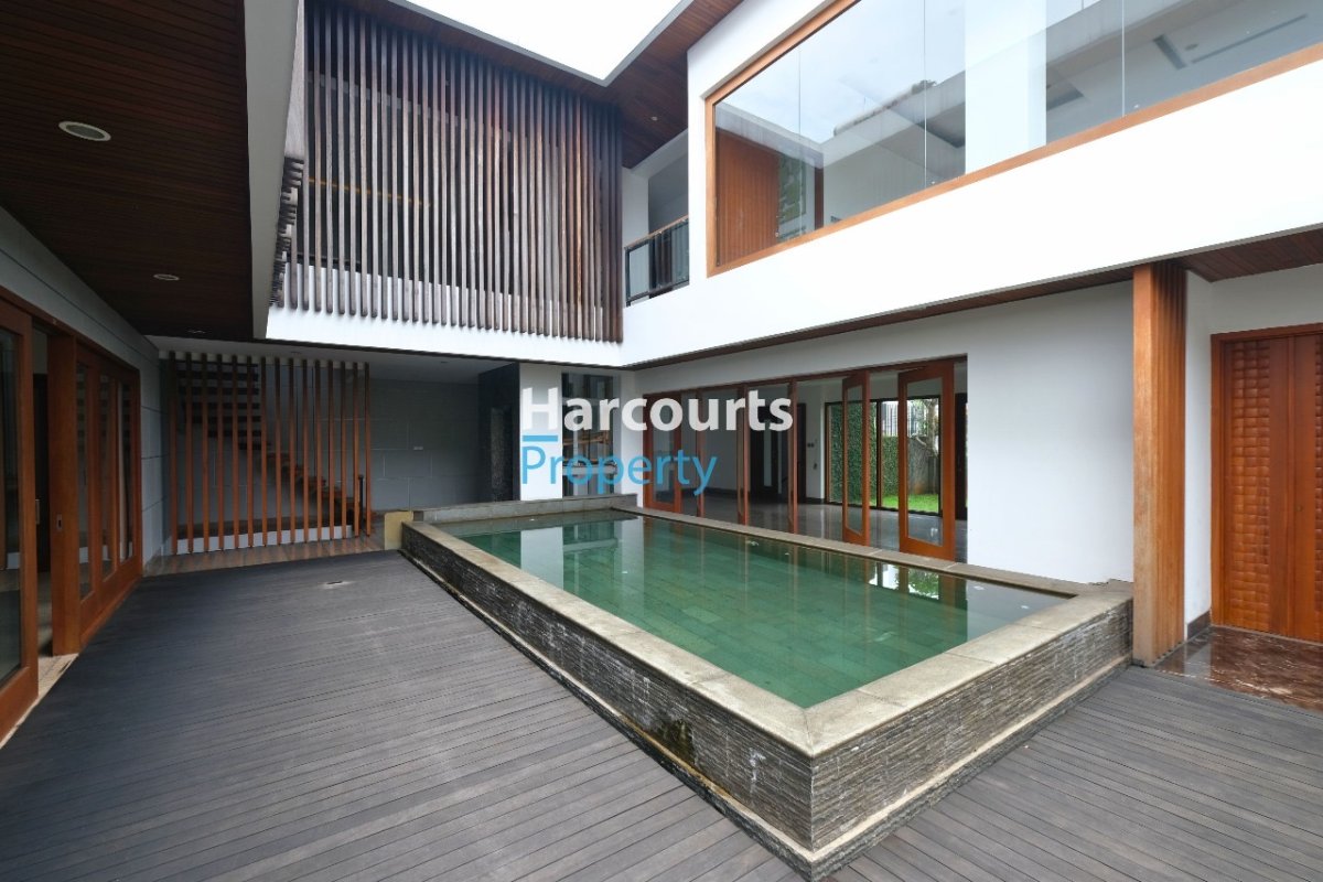 Rumah mewah dipondok indah siap huni - Foto 8