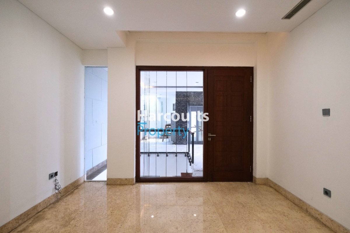 Rumah mewah dipondok indah siap huni - Foto 9
