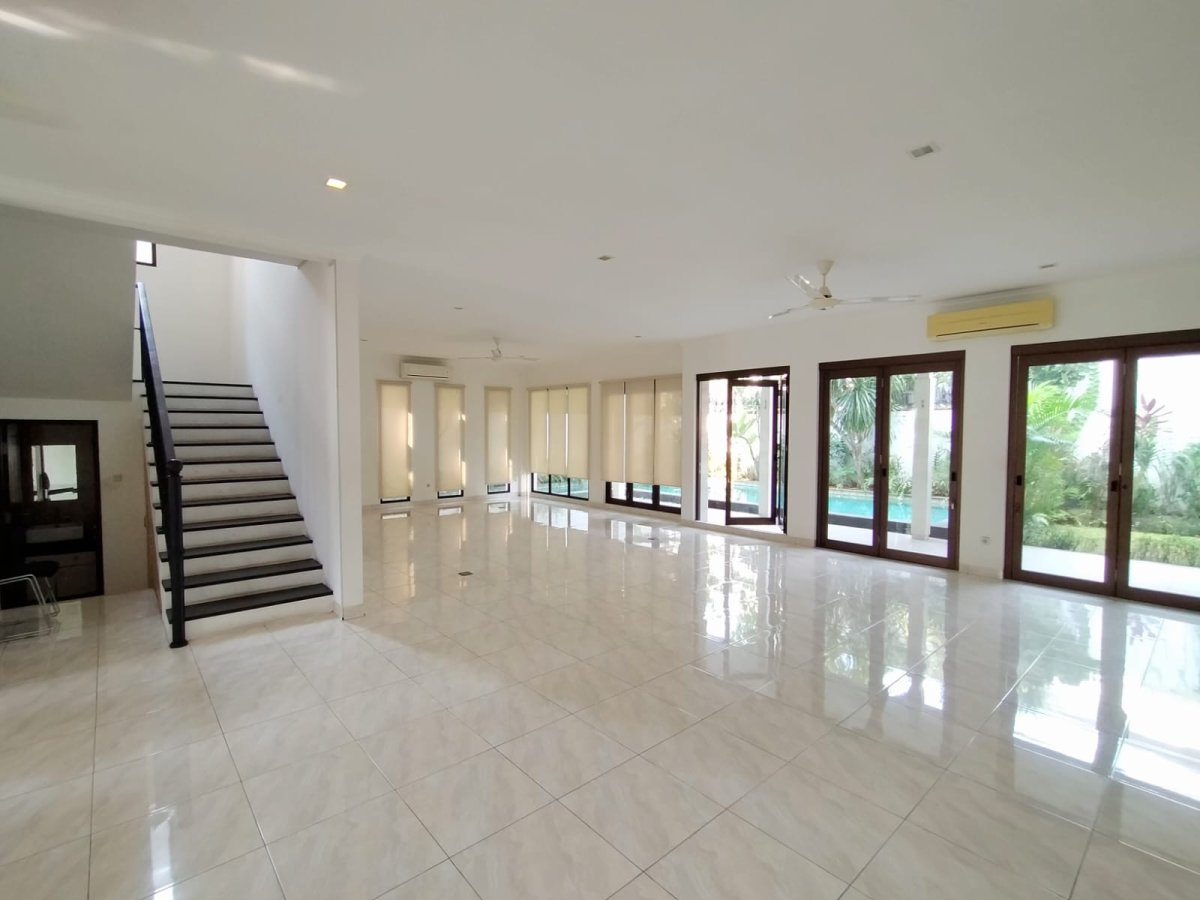 Rumah cantik kemang dalam - Foto 7
