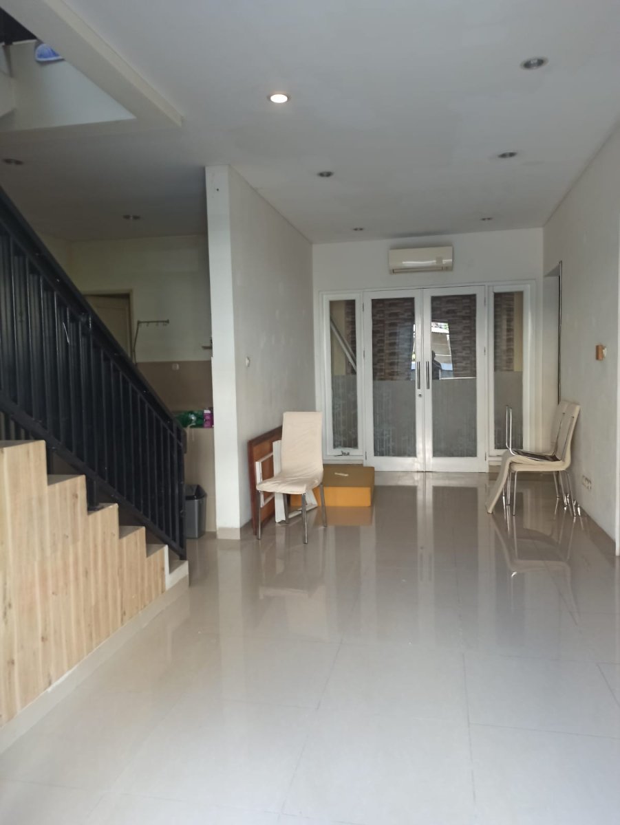 Jual Rumah 2 Lantai Minimalist di Pulo Nangka, Lingkungan Asri, Best Price - Foto 2