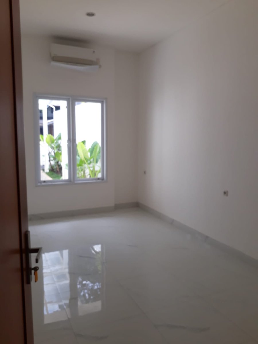 Rumah Disewa Modern Minimalis di Kebayoran Baru - Foto 7