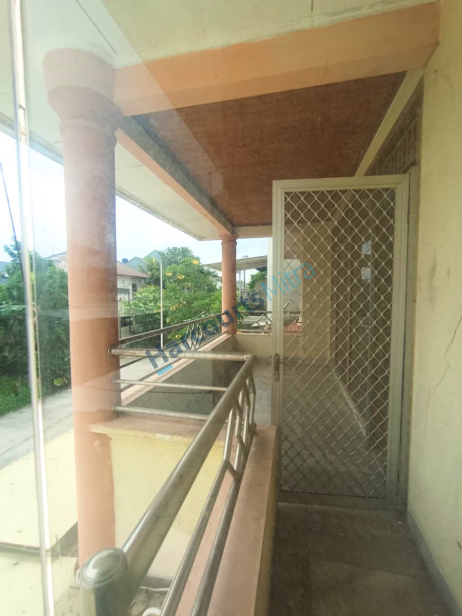 RUMAH MEWAH HARGA TERJANGKAU, SIAP HUNI, LOKASI STRATEGIS, BEBAS BANJIR DI BILL & MOON PONDOK KELAPA - Foto 4