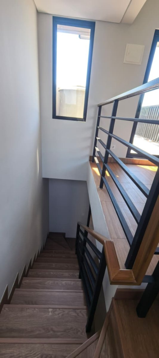 Dijual Rumah Brand new Di Summarecon Crown Gading, Bekasi - Jawa Barat - Foto 3
