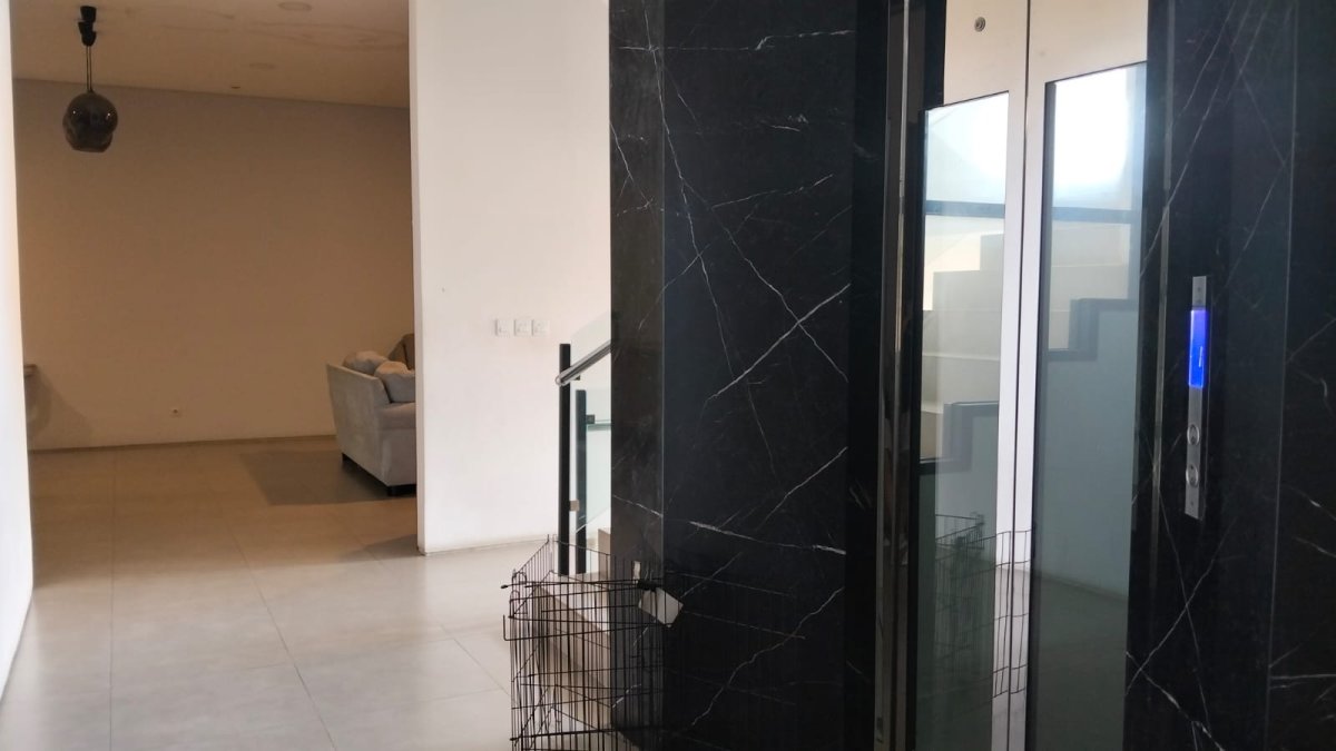 Dijual Rumah Tingkat Dengan Lift Jelambar Jakarta Barat - Foto 6