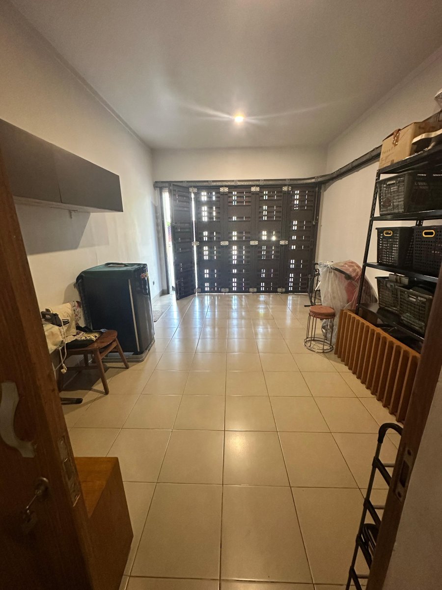 Dijual rumah di Kebayoran Essence Bintaro Jaya Tangerang Selatan - Foto 9