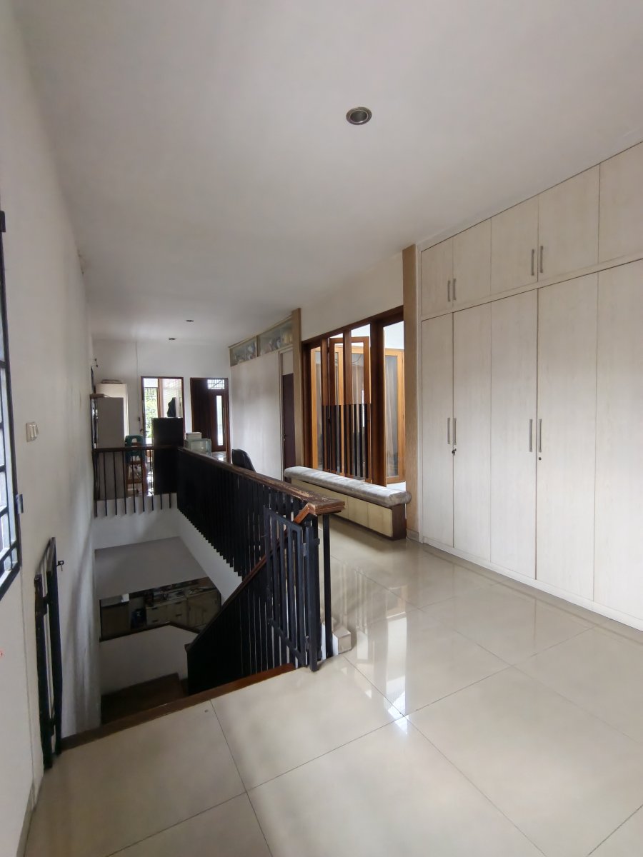 DIJUAL: Rumah Mewah 2 Lantai Cipinang Cempedak Jaktim 350m² – SHM & IMB Lengkap (NEGO) - Foto 9