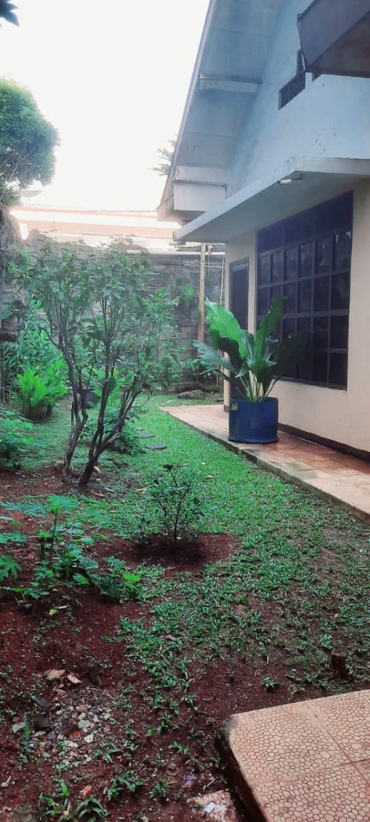 Dijual Cepat Rumah Mewah Super Luas 417m² di Cipinang Kebembem Jaktim - SHM - Foto 10