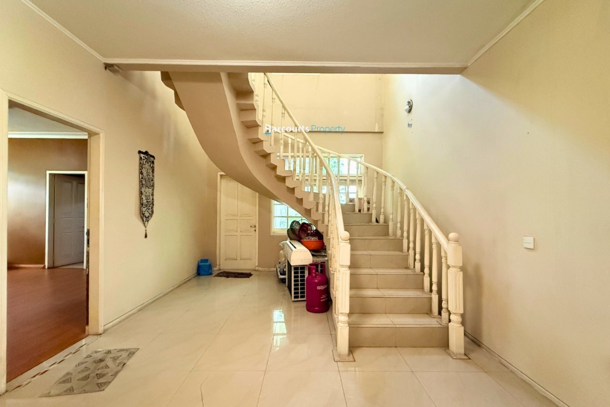 Dijual Rumah Klasik Bagus dan Terawat Lokasi Strategis di Pondok Indah - Foto 6