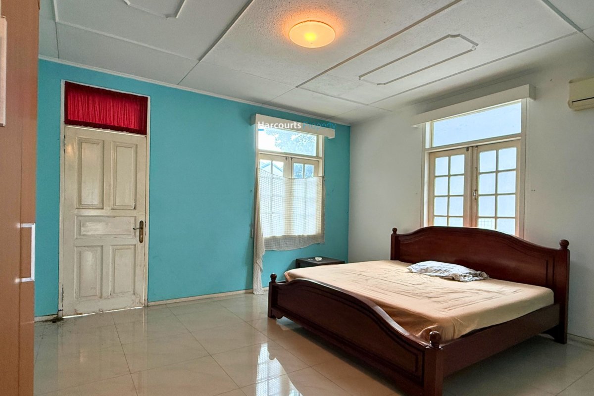 Dijual Rumah Klasik Bagus dan Terawat Lokasi Strategis di Pondok Indah - Foto 8